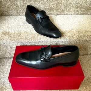 Ferragamo Black Loafers 10.5E Like New